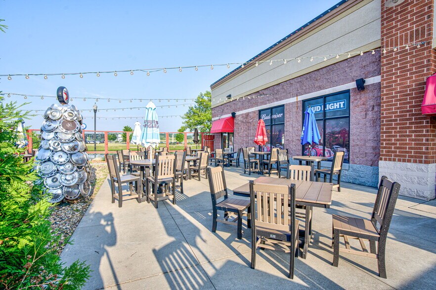 More Photos Of 4325 Maine Ave SE, Rochester Restaurant For Sale