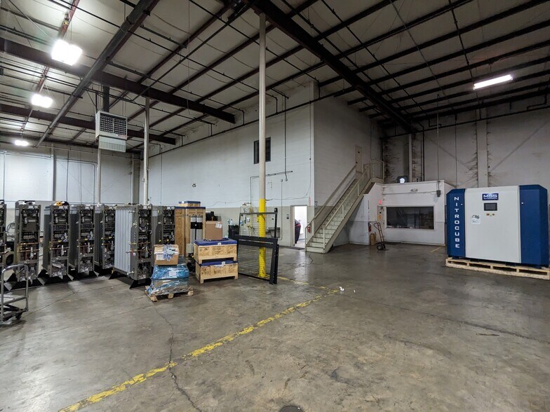 More Photos Of 467 Lakeshore Pky, Rock Hill Distribution For Lease