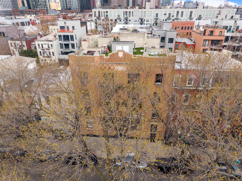 More Photos Of 93-95 India St, Brooklyn Apartments For Sale