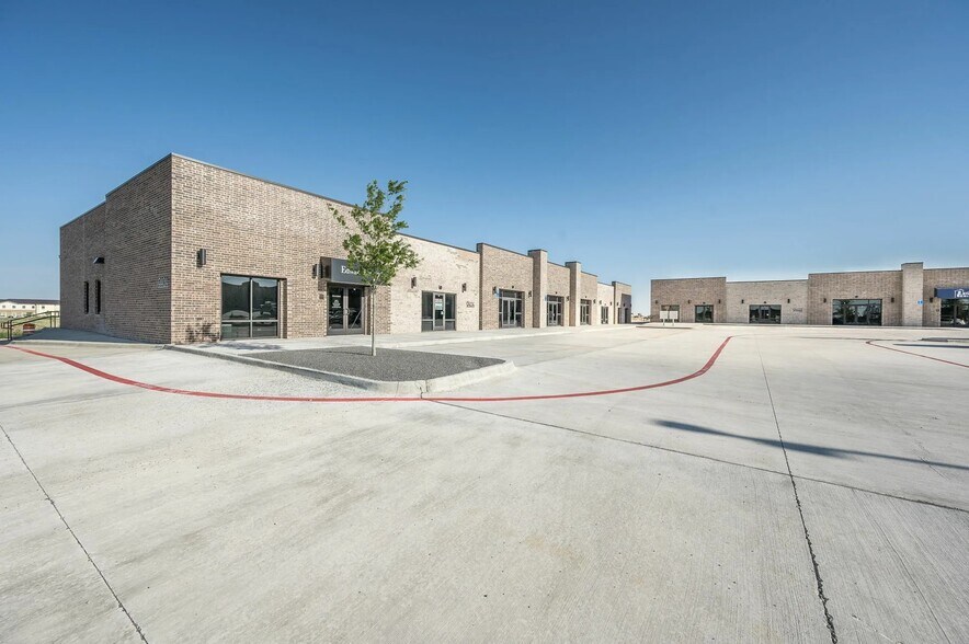 More Photos Of 9400 Hillside Rd, Amarillo Storefront For Sale