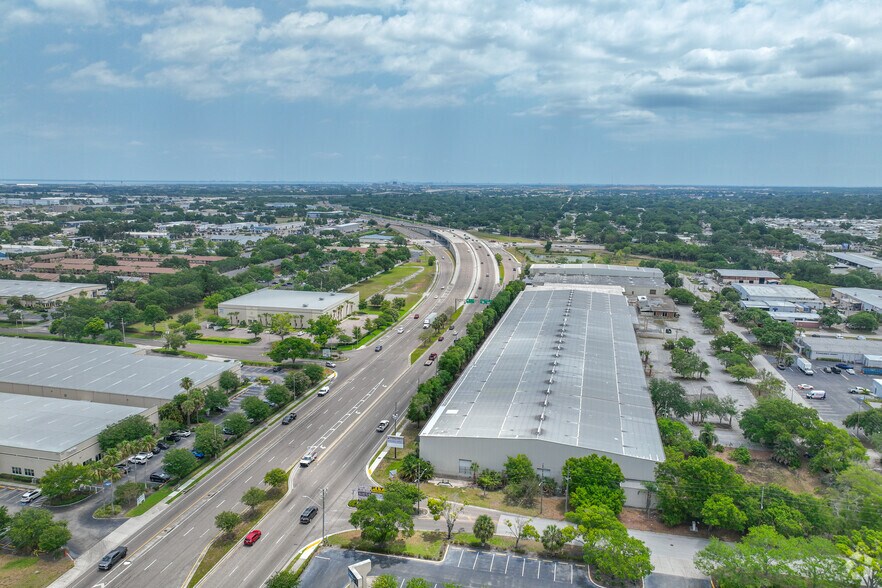 More Photos Of 6750 N Bryan Dairy Rd, Seminole Distribution For Sale