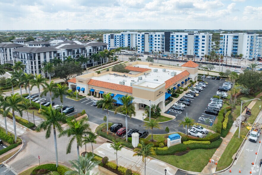 More Photos Of 2000 PGA Blvd, Palm Beach Gardens Storefront Retail Office For Lease