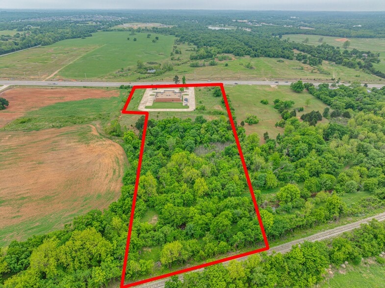 More Photos Of 15679 NE 23rd St, Choctaw Medical For Sale