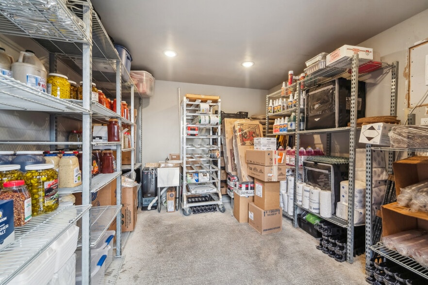 More Photos Of 707 W Park Ave, Kiel Restaurant For Sale