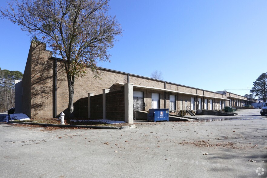 More Photos Of 1097-1121 Cobb Pky S, Marietta Warehouse For Lease