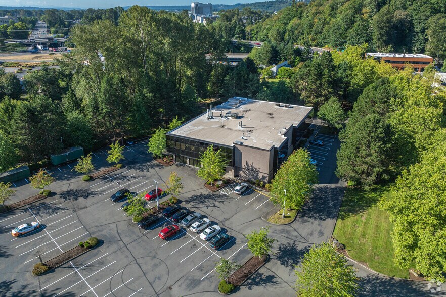 More Photos Of 6835 Fort Dent Way, Tukwila Medical For Sale