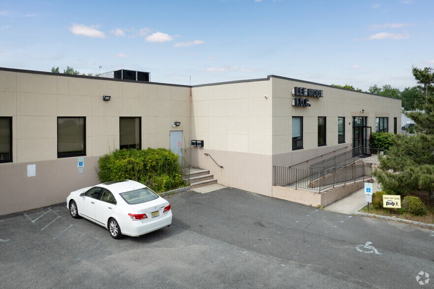 Primary Photo Of 60 Commerce Way, Hackensack Light Manufacturing For Lease