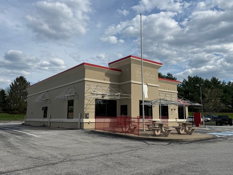 Primary Photo Of 1365 Jungermann Rd, Saint Peters Restaurant For Sale