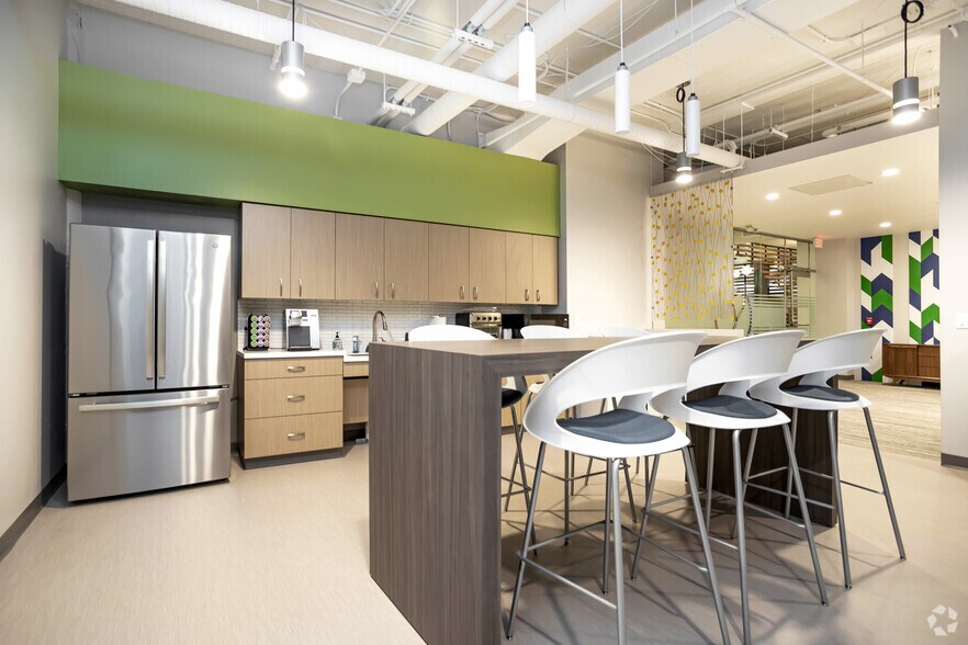 260 E Main St, Rochester, NY 14604 MultiFamily For Lease