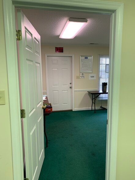 More Photos Of 128 E Garrison Blvd, Gastonia Medical For Lease