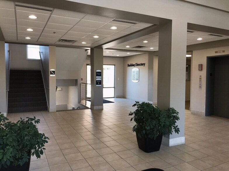 More Photos Of 10412 Allisonville Rd, Fishers Medical For Sale