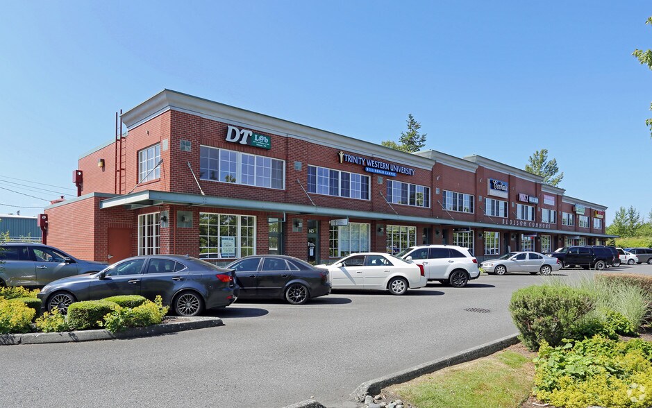 Primary Photo Of 141-159 W Kellogg Rd, Bellingham Freestanding For Lease