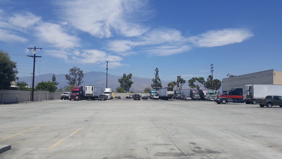 More Photos Of 4276-4290 Elton St, Baldwin Park Land For Lease