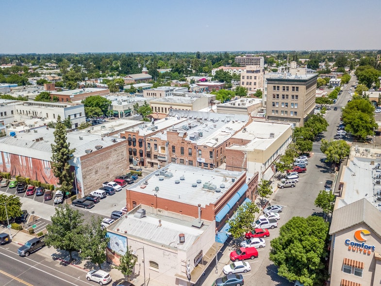 More Photos Of 115-125 S Church St, Visalia Office For Lease