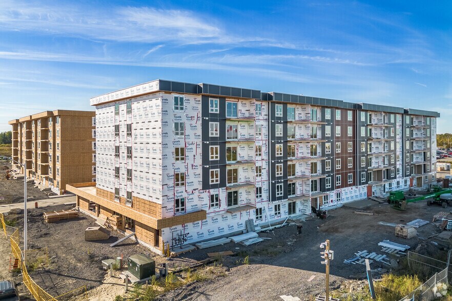 More Photos Of 1070 Noëlla Leclair Way, Ottawa Apartments For Lease