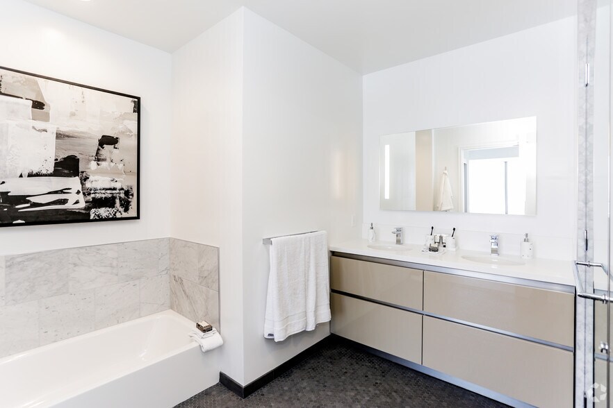 More Photos Of 1200 S Figueroa St, Los Angeles Apartments For Lease