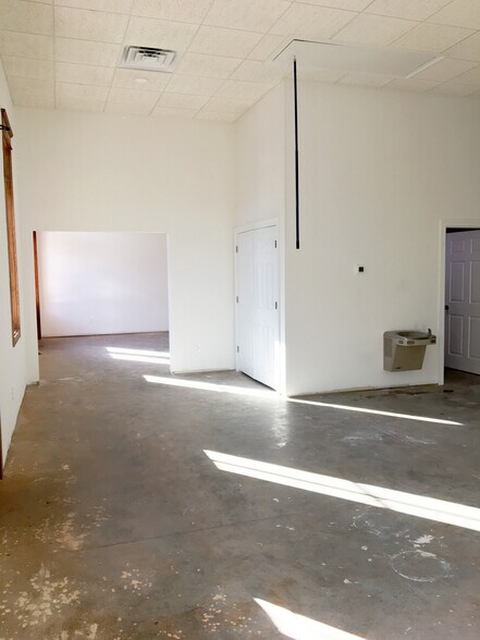 More Photos Of 29640 Al-181, Daphne Medical For Lease