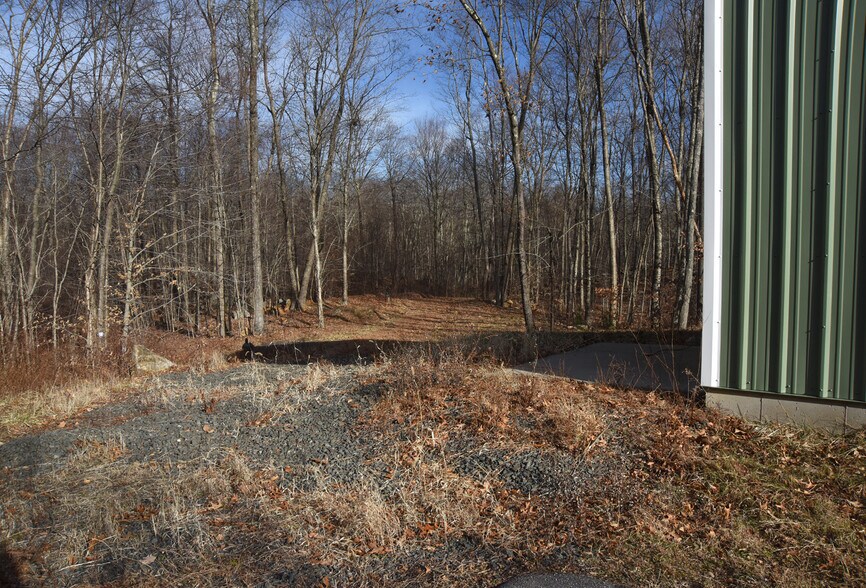 More Photos Of 206 E High St, East Hampton Land For Sale