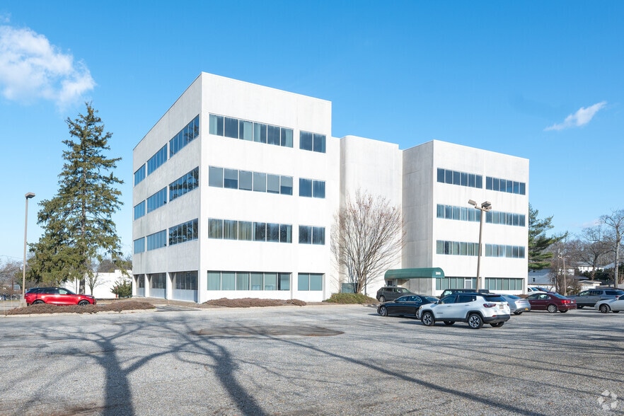 Primary Photo Of 300 Wheeler Rd, Hauppauge Loft Creative Space For Sale