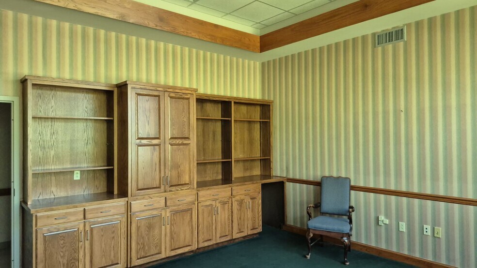 More Photos Of 130 Medical Park Pl, Hot Springs Medical For Lease