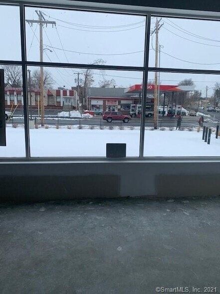 More Photos Of 937 State St, Bridgeport Storefront For Lease
