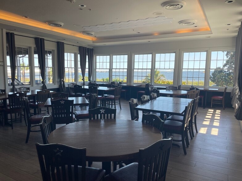 More Photos Of 905 E Gregory St, Pensacola Restaurant For Sale