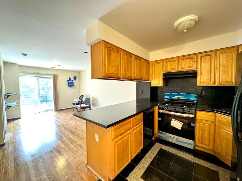 More Photos Of 1389 Stanley Ave, Brooklyn Apartments For Sale