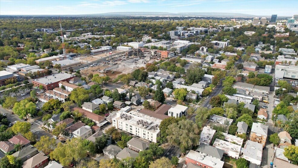 More Photos Of 2320 P St, Sacramento Apartments For Sale