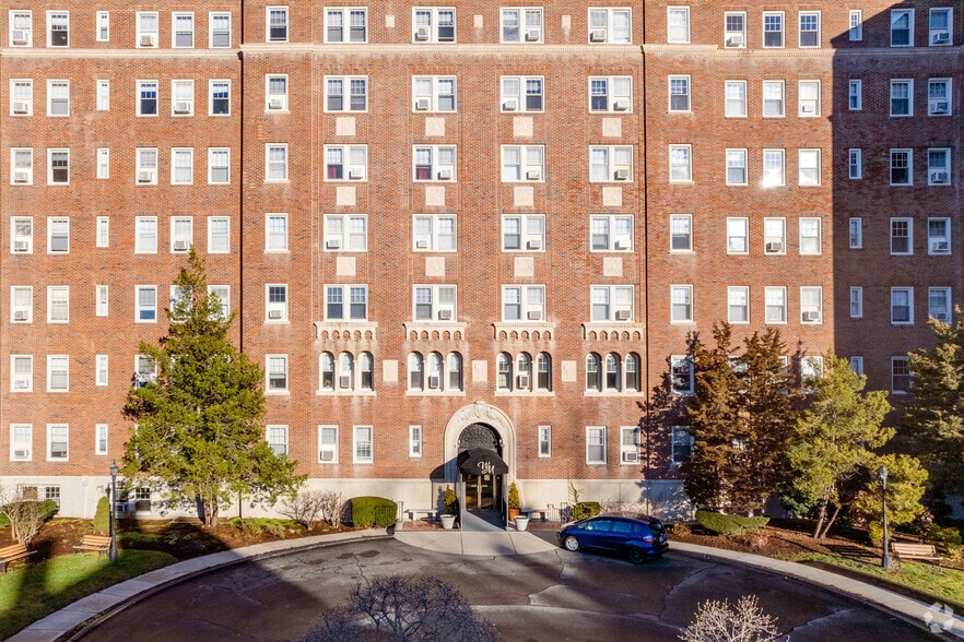 More Photos Of 500 Angell St, Providence Apartments For Lease