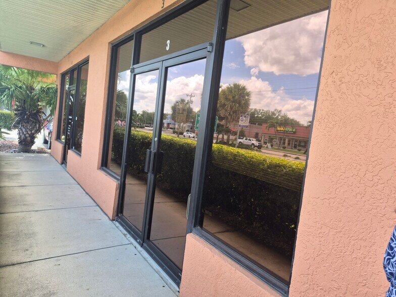 More Photos Of 2104 Del Prado Blvd S, Cape Coral Unknown For Lease