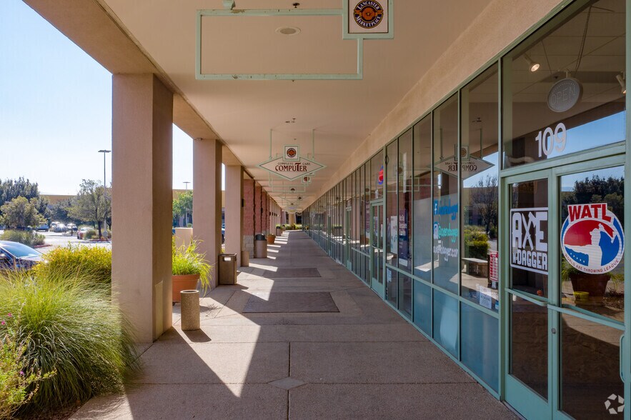 More Photos Of 44950 Valley Central Way, Lancaster Unknown For Lease