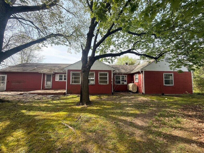 More Photos Of 1909 NJ-38, Southampton Medical For Lease