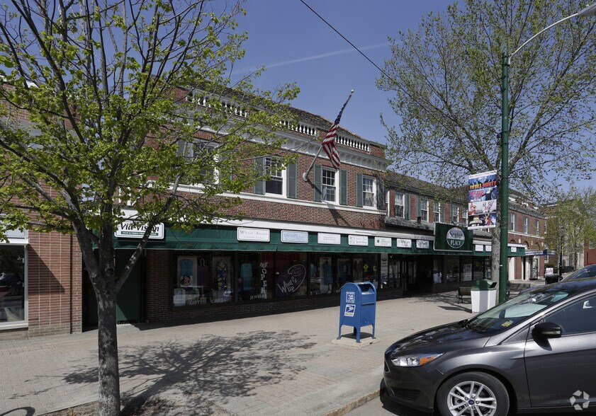 More Photos Of 124 Maine St, Brunswick Office For Lease