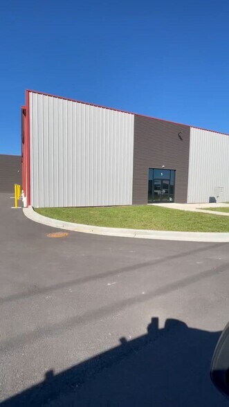 More Photos Of 331 Aviation Way, Frederick Light Manufacturing For Lease