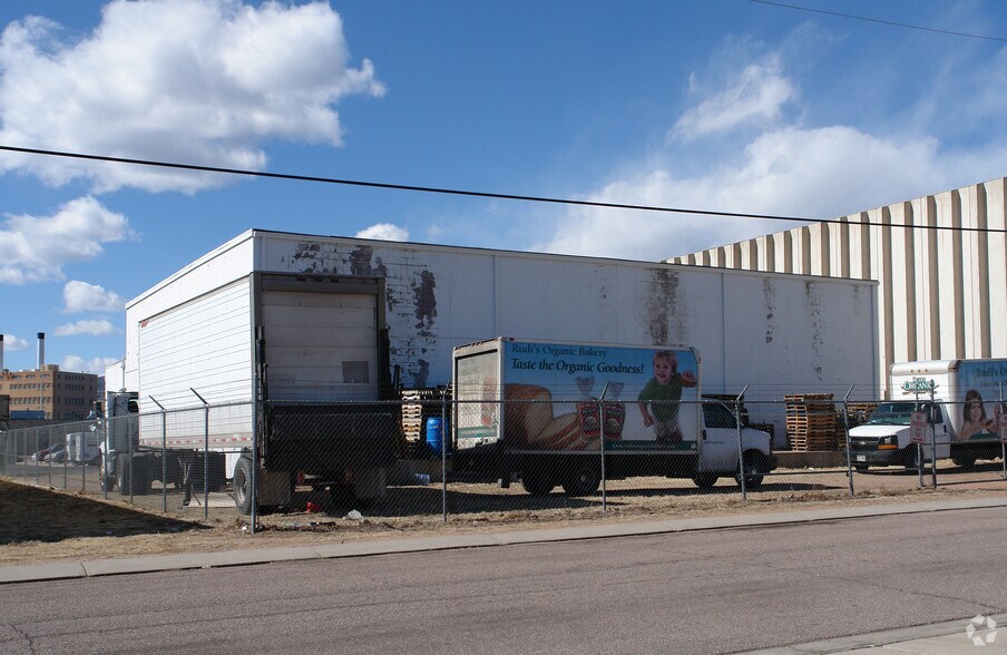 More Photos Of 3341 N El Paso St, Colorado Springs Warehouse For Sale