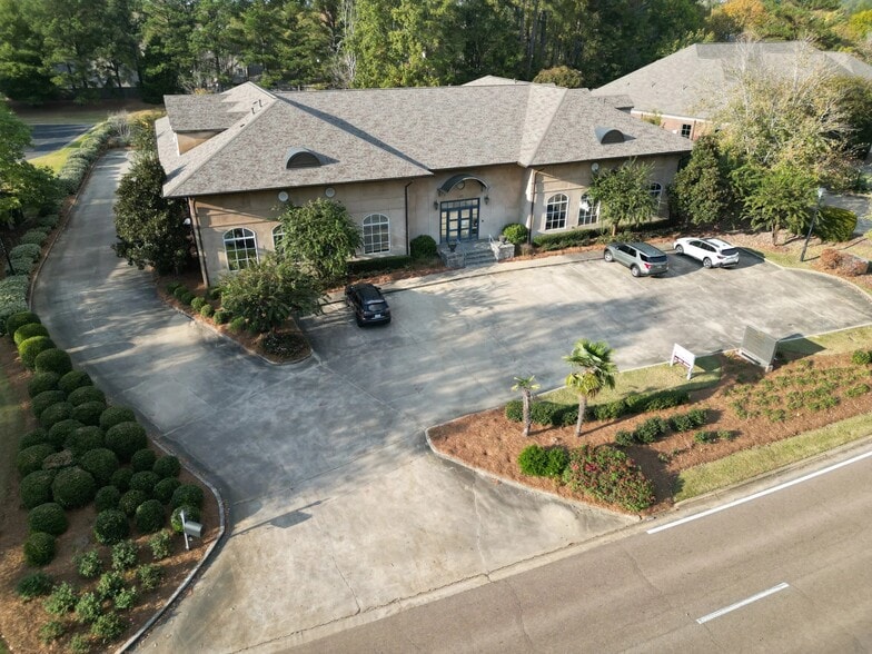 Primary Photo Of 587 Highland Colony Pky, Ridgeland Office For Lease