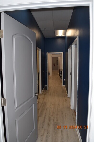 More Photos Of 11320-11326 Patriot Hwy, Fredericksburg Storefront Retail Office For Sale