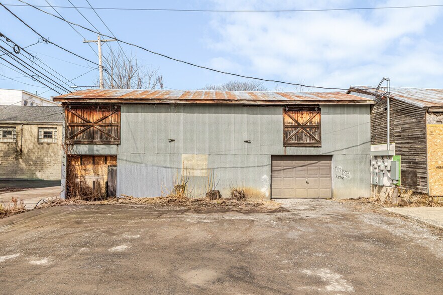 More Photos Of 357 Columbia St, Hudson Warehouse For Sale