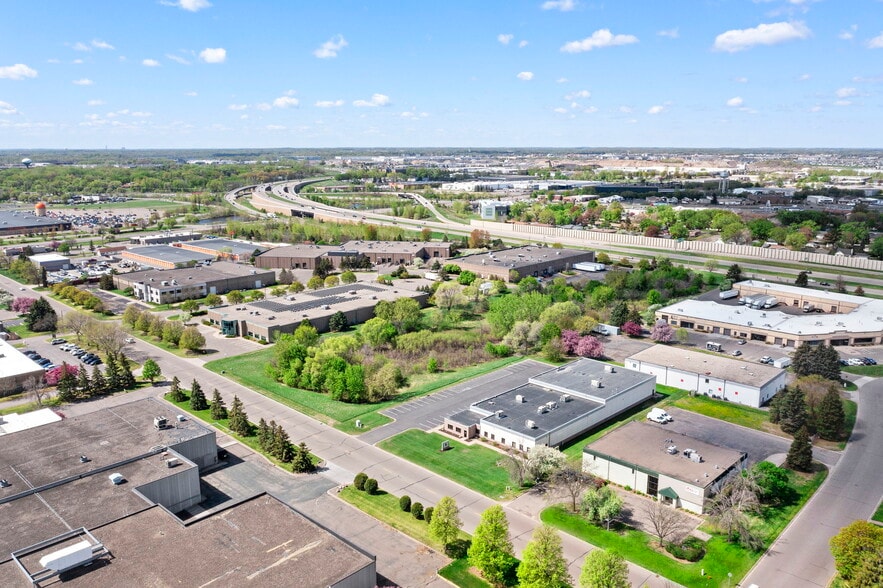 More Photos Of 8825 N Xylon Ave, Brooklyn Park Manufacturing For Sale