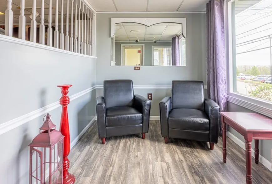 More Photos Of 161 Pittsburgh St, Uniontown Freestanding For Sale