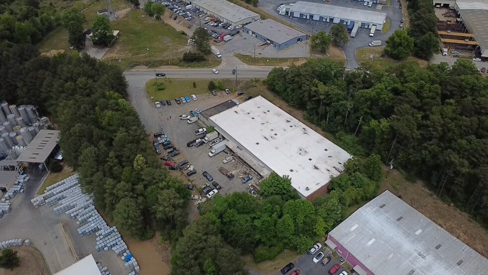 More Photos Of 2435 Stone Mountain Lithonia Rd, Lithonia Distribution For Lease