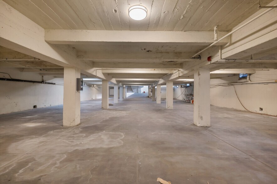 More Photos Of 1001-1005 S Central Ave, Glendale Apartments For Sale