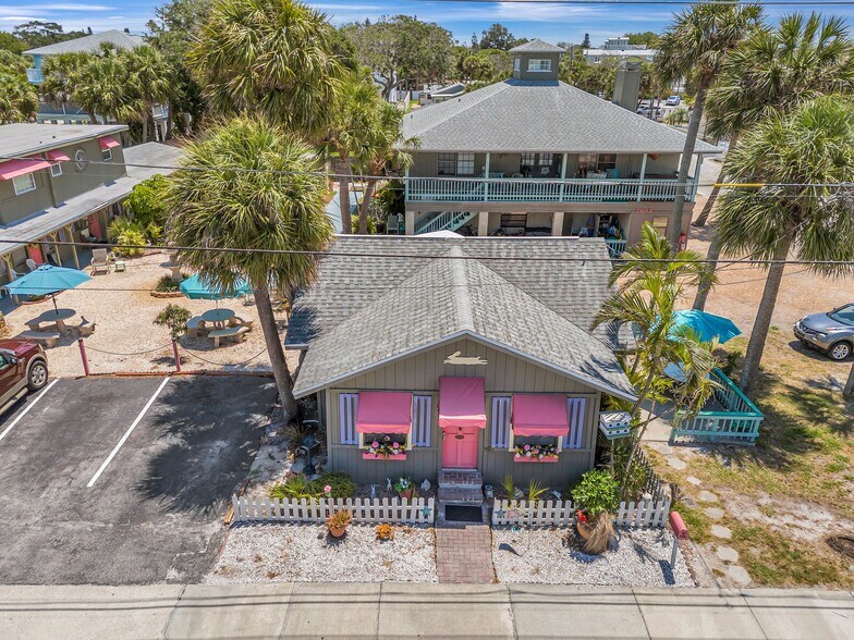More Photos Of 1803 Gulf Blvd, Indian Rocks Beach Hotel For Sale