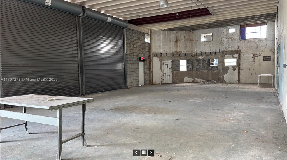 More Photos Of 748 NW 24th St, Miami Warehouse For Sale