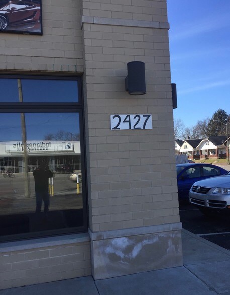 More Photos Of 2427 W 16th St, Indianapolis Freestanding For Lease