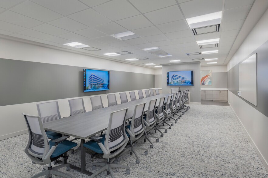 More Photos Of 1447 York Rd, Lutherville Office For Lease