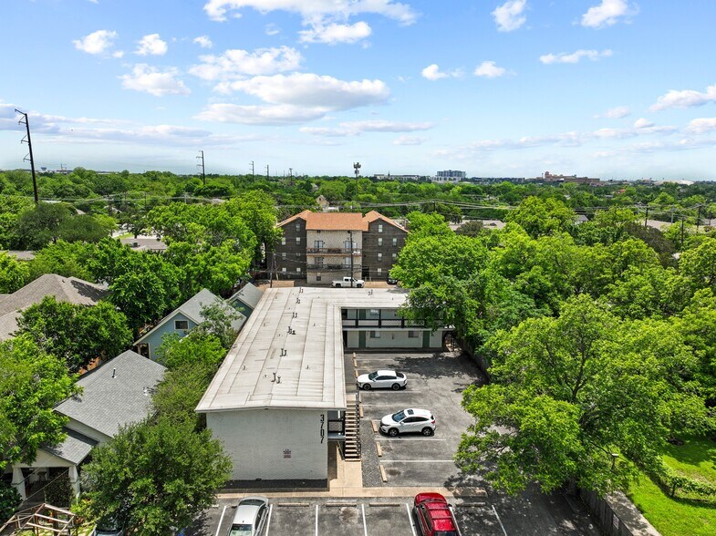 More Photos Of 3707 Cedar St, Austin Apartments For Sale