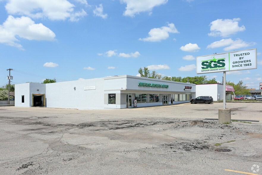 Primary Photo Of 5716 S Pennsylvania Ave, Lansing Freestanding For Lease