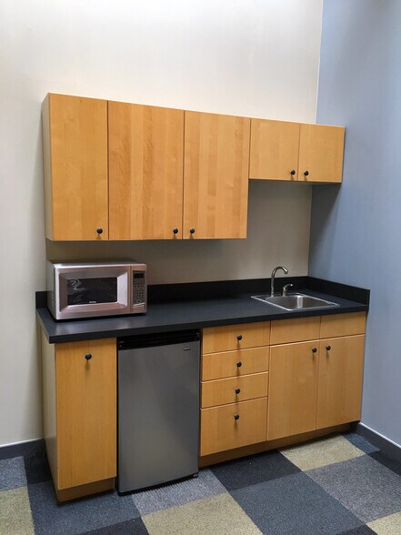 More Photos Of 675 Pulaski St, Athens Loft Creative Space For Lease