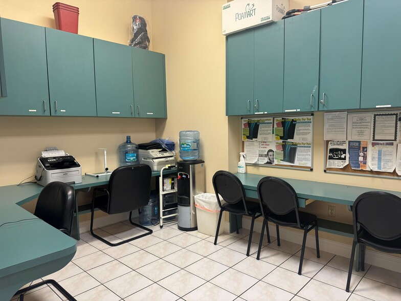 More Photos Of 1100 S Main St, Belle Glade Office Residential For Sale